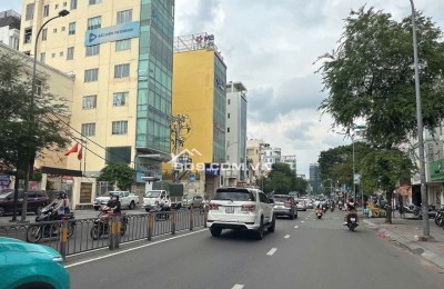 Bán GẤP nhà MTKD đa nghề ngang 5m 5 lầu 102m2 Lê Quang Định gần BV Gia Định chỉ 24.5 tỷ.