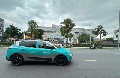 Bán KS HXH sát Emart Phan Huy Ích 6L T.máy ngang 5.2m 125m2 17PN TN100tr chỉ 18.X tỷ.