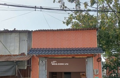 Bán nhà chính chủ ngay khu Đồng Diều Hóc Môn chỉ 946tr MT đường lớn