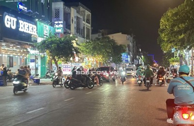 Bán nhà MTKD ngang 5.2m 104m2 gần chợ Phan Văn Trị Bình Thạnh tiện xây VP, CTY 18 tỷ.