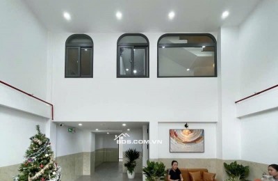 Bán CHDV 6 lầu mới 100% 17PN ngang 6m 108m2 ngay chợ Phạm Văn Bạch TN 100tr chỉ 21.9 tỷ.