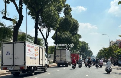 GẤP bán nhà HXH Nguyễn Kiệm P.3 ngang 4.2m 80m2 cho thuê cao gần BV 175 chỉ 9.9 tỷ.