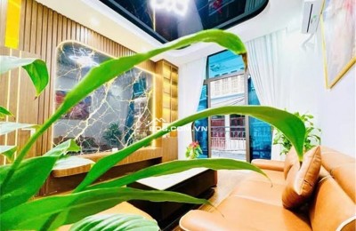 48m², 4 tầng, Ô tô đỗ cửa – Trường Chinh, Đống Đa – Nhà đẹp, full nội thất, ở ngay