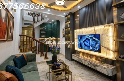 GIẢI PHÓNG - TRƯƠNG ĐỊNH - GẦN BÁCH KINH XÂY - GẦN 8 TỶ