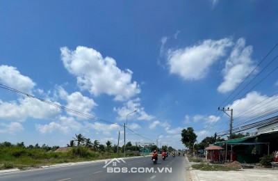 Bán lô đất MT Quốc lộ 50 Cần Giuộc Long An gần Cầu Mồng gà 150m² giá rẻ chỉ 4.2 tỷ bớt lộc