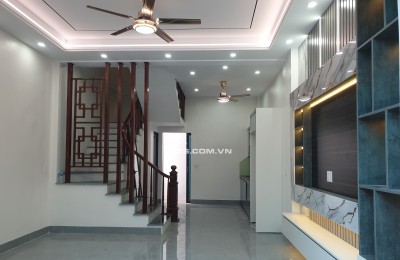 BÁN NHÀ 2.39 TỶ 3 TẦNG 50M2 ( HƯỚNG NAM ) KHU ĐÔ THỊ MỸ TRUNG