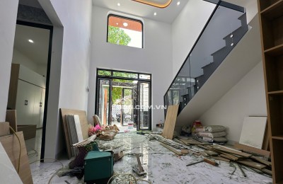 CHỈ 4,1 TỶ - SỞ HỮU NHÀ PHỐ 2 MẶT THOÁNG CMT8, CẨM LỆ!