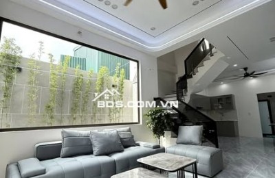 BÁN NHÀ SIÊU ĐẸP 3.35 TỶ 3 TẦNG 71M2 Ô TÔ ĐỖ CỬA NGÕ LỘC VƯỢNG