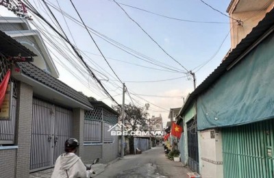 Bán nhà xây mới trang bị full nội thất 100% vào ở ngay, gần Tô Ký Q12