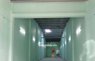 Cho thuê kho 135m2 mặt tiền Tùng Thiện Vương P11 Q8