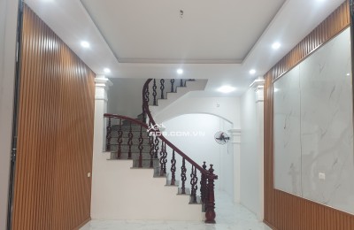 BÁN NHÀ 2.45 TỶ 3 TẦNG 48M2 ( TÂY NAM ) NGÕ TRẦN THÁI TÔNG