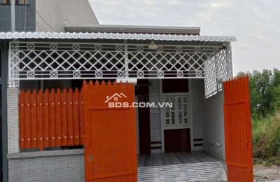 Chính chủ  BÁN NHÀ XÂY MỚI P. 9, TP Mỹ Tho - ĐƯỜNG Ô TÔ - DIỆN TÍCH 5x15,36M - GIÁ CỰC TỐT sổ đỏ chính chủ, giá cực rẻ