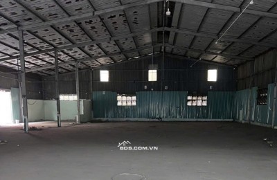 Cho thuê kho xưởng 1100m2 gần Ql1A Thới An Quận 12