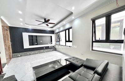 BÁN NHÀ PHỐ BỒ ĐỀ LONG BIÊN 9 TỶ  35m 6 TẦNG MT 6m Ô TÔ TRÁNH VỊ TRÍ ĐẸP TRUNG TÂM QUẬN LONG BIÊN