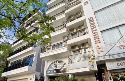 Mặt phố Hàng Thùng Sát Hồ 7 Tầng Thang Máy 110 Tỷ 2 Mặt Thoáng PCCC GPXD Đủ