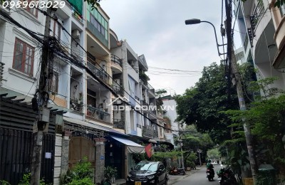 Bán nhà hẻm 860 (hẻm Dầu) Xô Viết Nghệ Tĩnh, P. 25, Bình Thạnh, đang cho thuê 30tr/tháng