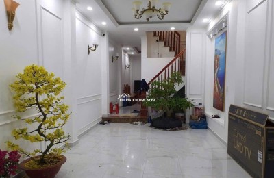 NHÀ ĐẸP GÒ VẤP - XE HƠI ĐẬU TRONG NHÀ - HẺM XE TẢI THÔNG - CÁCH MẶT TIỀN LÊ ĐỨC THỊ CHỈ 15M  -  7 TỶ 88