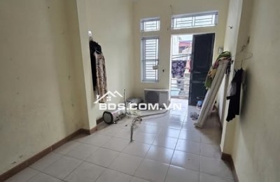 BÁN NHÀ MẶT ĐƯỜNG NGAY NGÃ 6 NĂNG TĨNH 2.5 TẦNG 25M2 GIÁ 2.1 TỶ