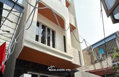 BÁN NHÀ ĐẸP 2.58 TỶ 3 TẦNG 55M2 ( HƯỚNG NAM ) NGÕ TRƯỜNG CHINH