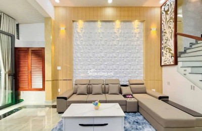 Chủ định cư nước ngoài cần bán gấp nhà Q3 giá chỉ 4.2 tỷ - 60m2