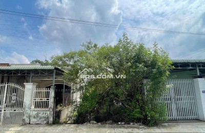 Nằm Ngay Trục Chính - Đường số 10A Tân An Hội. Sát Uỷ Ban Toà Án (5,4x40) 219m2. Giá 500Triệu