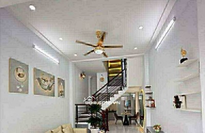 SIÊU PHẨM TÂN BÌNH 2 MẶT TIỀN - HXH - 3 TẦNG - 42M2 - 4PN - VỊ TRÍ CỰC ĐẸP - CHỈ 4.9 TỶ Nguyễn Phúc Chu, Phường 15, Quận Tân Bình  Mô tả: + Siêu phẩm Tân Bình, hẻm xe hơi, 2 mặt tiền nhà thoáng mát, vị trí cực đẹp. + Nhà đúc BTCT chắc chắn, 3 tầng, 4PN, 2