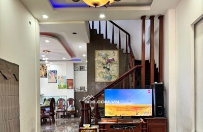 BIỆT THỰ 3 TẦNG - MẶT TIỀN THẠNH LỘC 27 - LÔ GỐC SIÊU THOÁNG 104M2 - NGANG GẦN 7M BỀ THẾ