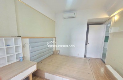 Chung cư 10A Trần Nhật Duật, Quận 1: 75m2, 1p ngủ +, NT, 11tr/th. Nhà sạch