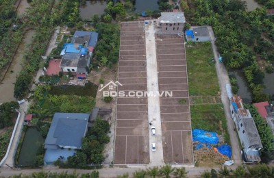 càn bán gấp lô đất