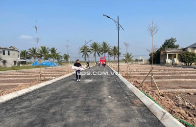 bán lô đất diên tích 60-70m2 giá chỉ 1 tỷ  gần các khu công nghiệp tiềm năng tăng giá tốt