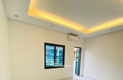 Bán Hoàng Văn Thái trung tâm quận Thanh Xuân, diện tích 25m2, 4 tầng, mặt tiền 4,4m