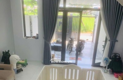 BÁN NHÀ 2 TẦNG – 5M X 27M – CÓ SÂN TRƯỚC SAU THOÁNG MÁT. LH:0988736135