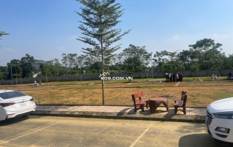 Chiết khấu sâu nhất lô đất đẹp, mặt tiền rộng, vị trí trung tâm Vai réo, Phú Cát, Hà Nội