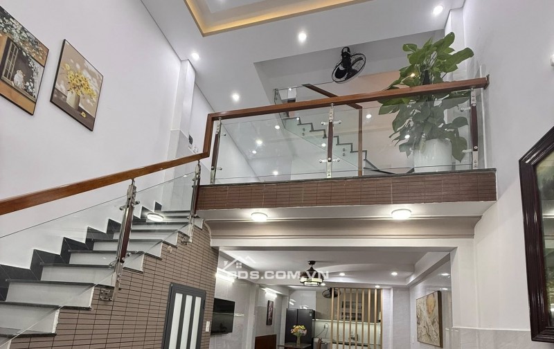 Bán nhà 3.5 tầng Kiệt Trần Cao Vân - thông kiệt 671 Nguyễn Tất Thành