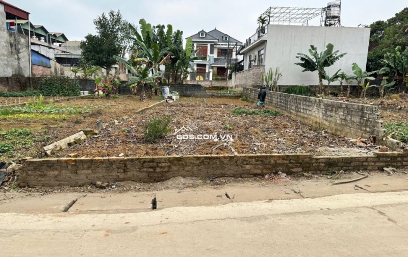 Chủ ngộp banh bán mảnh đất 128m2 rẻ hơn xung quanh 5 - 600 triệu ngay cạnh CNC Hoà Lạc