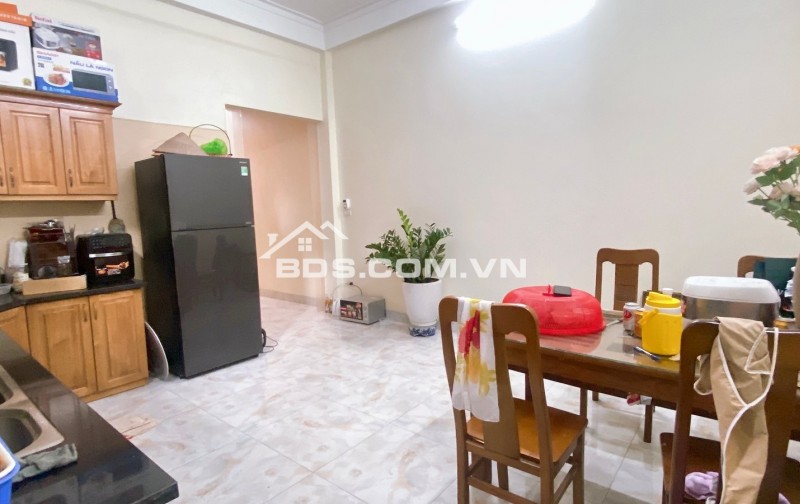 Nhà phố Kim Quan 74m, ngõ ô tô tránh, phù hợp ở và kinh doanh