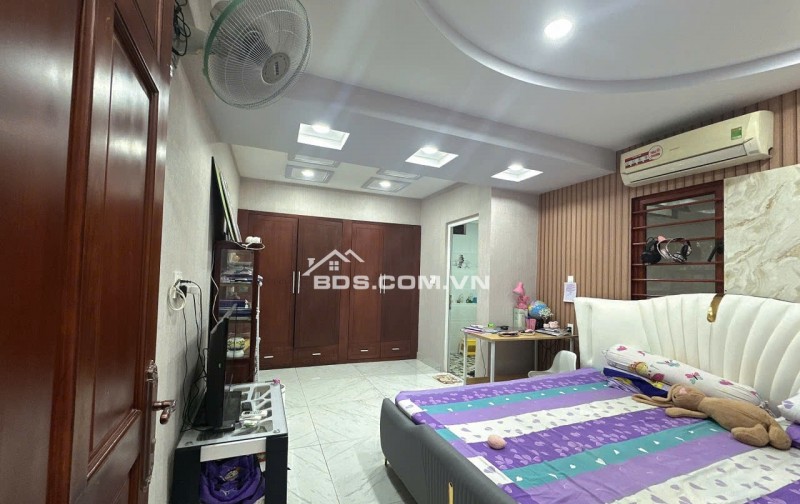 Nhà đẹp 5 lầu có T.máy ngang 5m 105m2 HXT gần ST Lotte Nguyễn Văn Lượng tặng NT 18 tỷ xíu