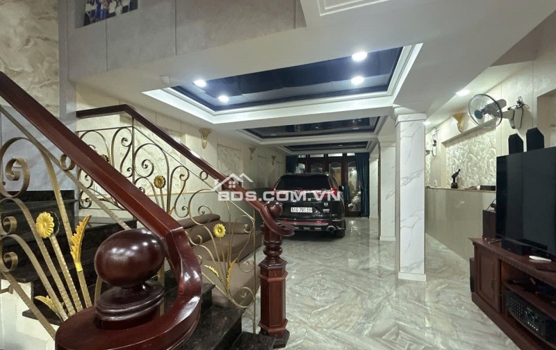 Nhà đẹp 5 lầu có T.máy ngang 5m 105m2 HXT gần ST Lotte Nguyễn Văn Lượng tặng NT 18 tỷ xíu