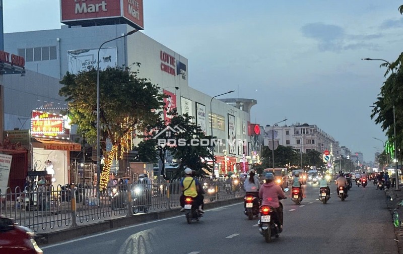 Chính chủ bán nhanh MTKD 30m Nguyễn Văn Lượng DTS 115m2 ngang 4.2m ngay CV Gò Vấp 11 tỷ.