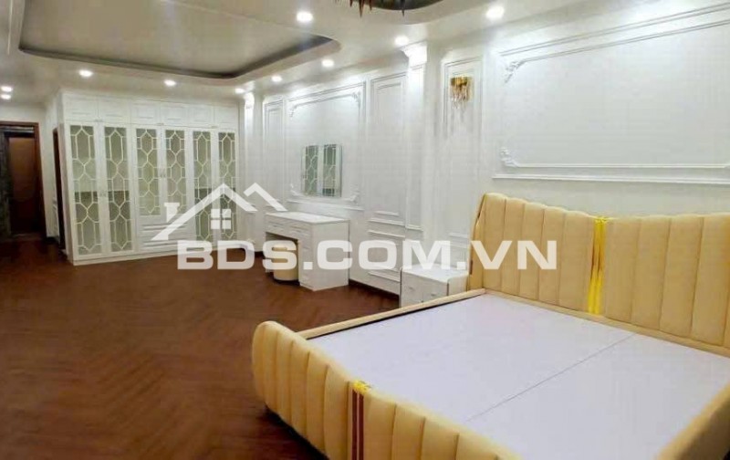 Bán Nhà Ô TÔ Vào Nhà, Kinh Doanh, Nguyễn Đức Cảnh 61m, 7 tầng, mt 4m, giá 24.5 tỷ.