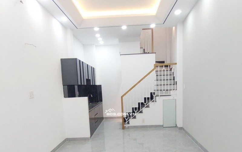 NHÀ ĐẸP HẺM XE HƠI RẠCH ÂU DƯƠNG LÂN – Q8 – 3.3/3.9M x10M – 3 TẦNG – GIÁ 6.8 TỶ