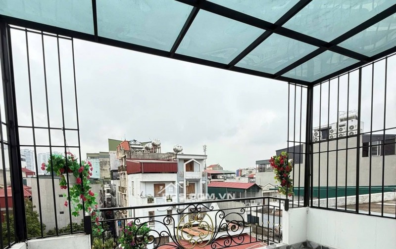 Bán Nhà Thang Máy Giải Phóng, Hoàng Mai 33m, 6  tầng, mt 3.6m, giá 8.68 tỷ.