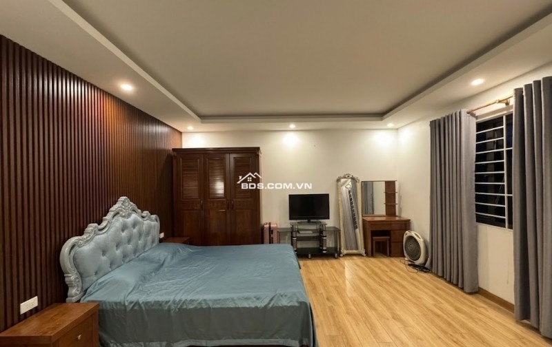  ĐÓN ĐẦU CƠ HỘI - NHÀ ĐẸP - TẶNG FULL NỘI THẤT CAO CẤP TẠI TRUNG TÂM LONG BIÊN! 