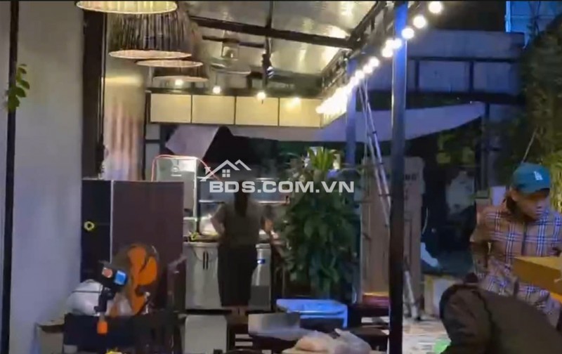 MÌNH CẦN SANG NHƯỢNG QUÁN KEM BƠ, BÁNH MỲ CHẢO, ĐỒ ĂN VẶT, NƯỚC UỐNG TẠI GIA LÂM, HÀ NỘI