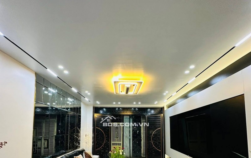 Bán Nhà Gần Phố Cự Lộc, Thanh Xuân 35m, 4 tầng, mt 4m, giá 10.85 tỷ.