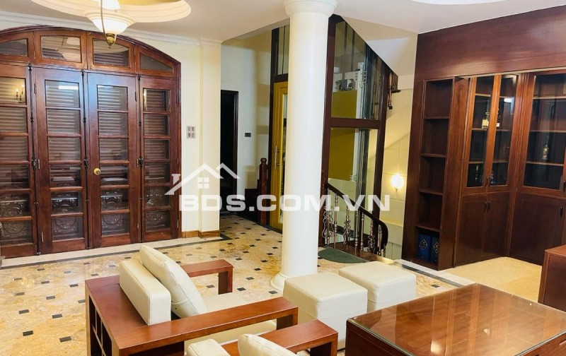 BIỆT THỰ PHỐ QUẢNG AN – LÔ GÓC Ô TÔ – SÁT VÁCH SIÊU DỰ ÁN-VỊ TRÍ ĐẮC ĐỊA – KHÔNG GIAN SỐNG THƯỢNG LƯU – TIỀM NĂNG TĂNG GIÁ VÔ HẠN