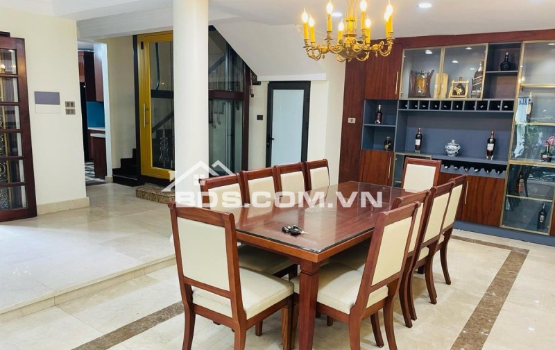 BIỆT THỰ PHỐ QUẢNG AN – LÔ GÓC Ô TÔ – SÁT VÁCH SIÊU DỰ ÁN-VỊ TRÍ ĐẮC ĐỊA – KHÔNG GIAN SỐNG THƯỢNG LƯU – TIỀM NĂNG TĂNG GIÁ VÔ HẠN