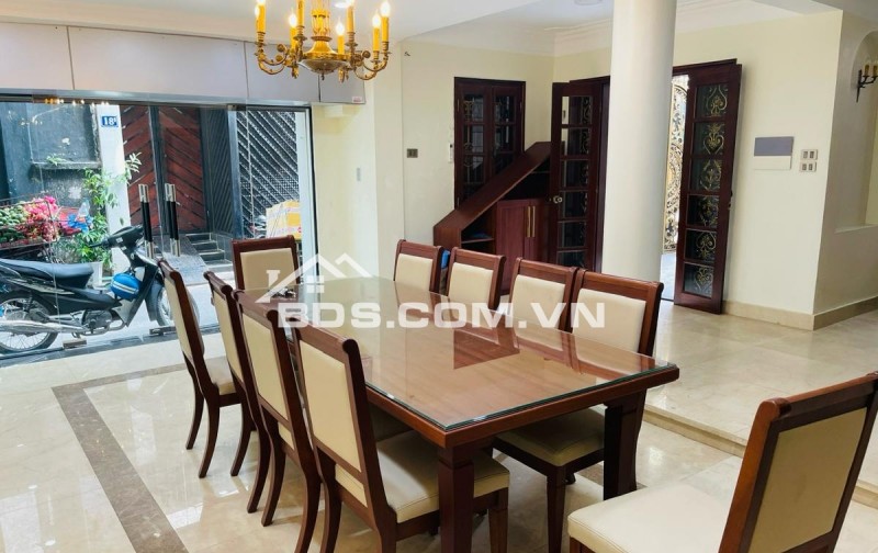 BIỆT THỰ PHỐ QUẢNG AN – LÔ GÓC Ô TÔ – SÁT VÁCH SIÊU DỰ ÁN-VỊ TRÍ ĐẮC ĐỊA – KHÔNG GIAN SỐNG THƯỢNG LƯU – TIỀM NĂNG TĂNG GIÁ VÔ HẠN