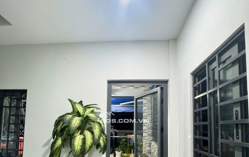 cần bán gấp siêu phẩm nhà 4 tầng- Tân phú giá chỉ 6.5 tỏi