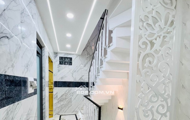 Nhà 6 tầng mới xây, thiết kế hiện đại - Gò Vấp